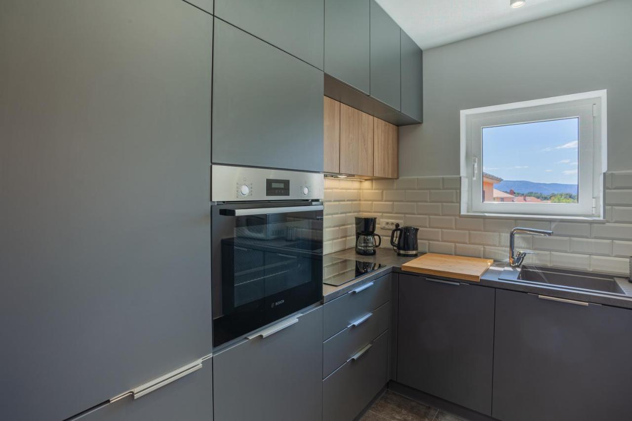 Apartman Petra Cres Luaran gambar