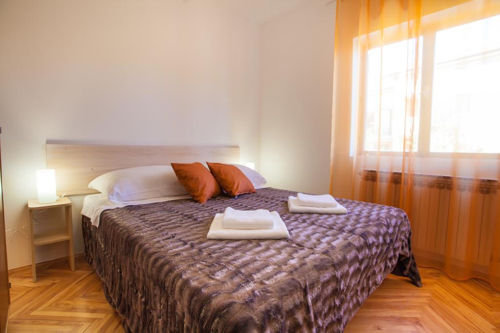 Apartman Petra Cres Luaran gambar
